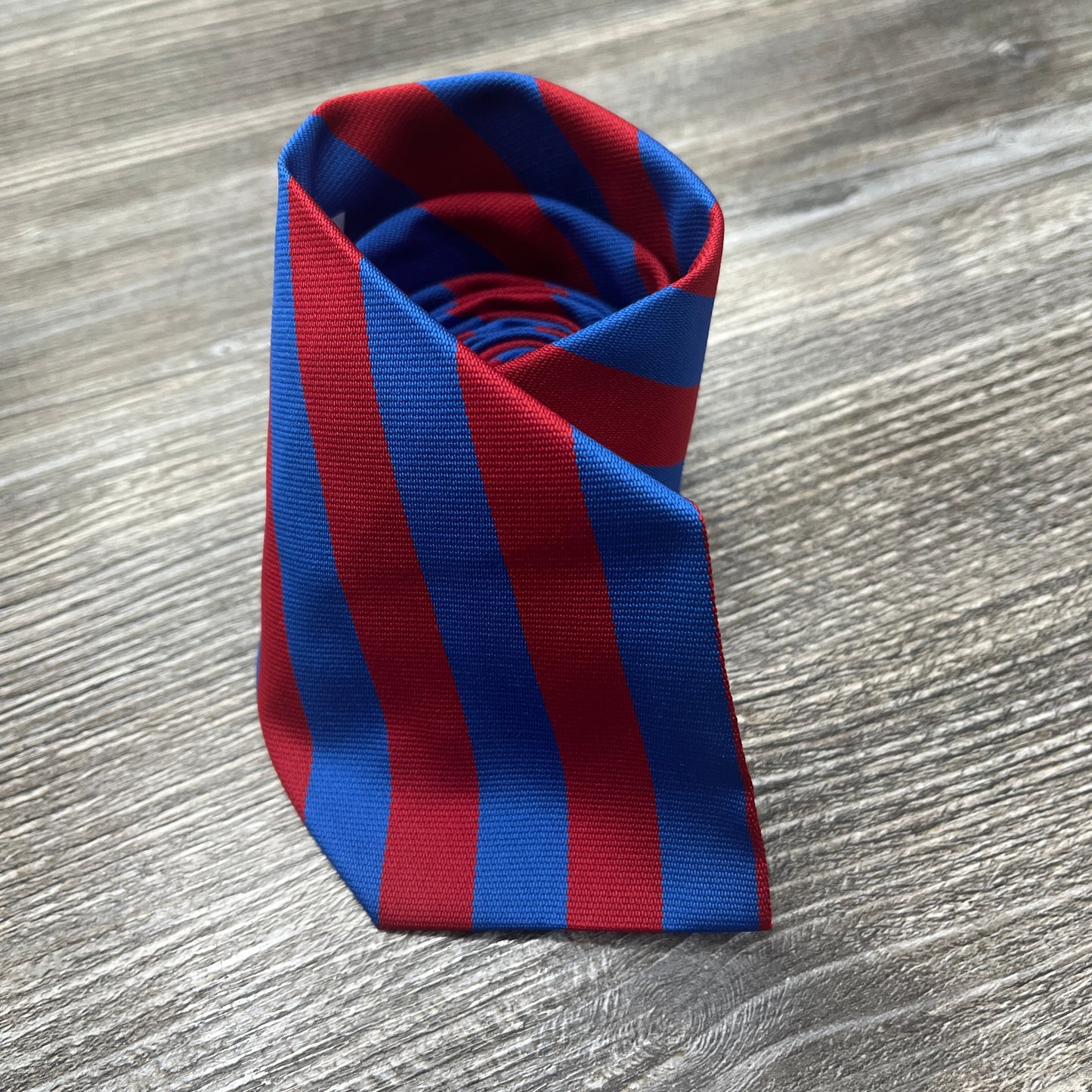 QEGS Monitor Tie